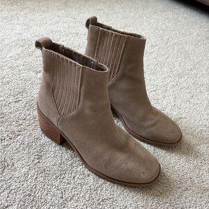 Splendid Taupe Suede Ankle Boots